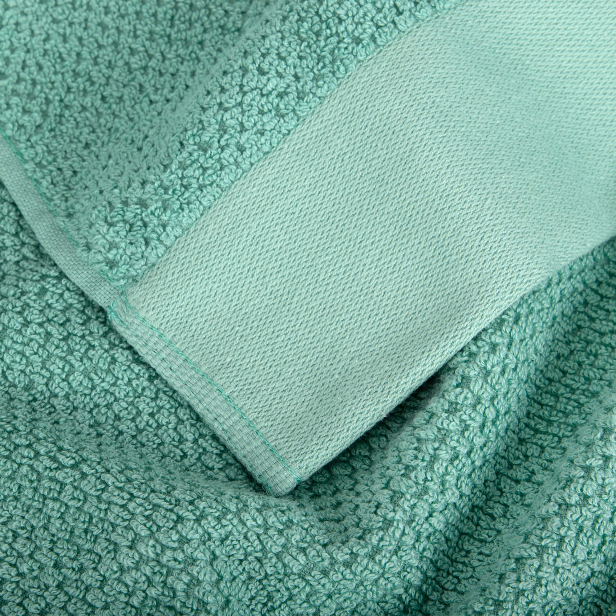 #colore_verde smeraldo