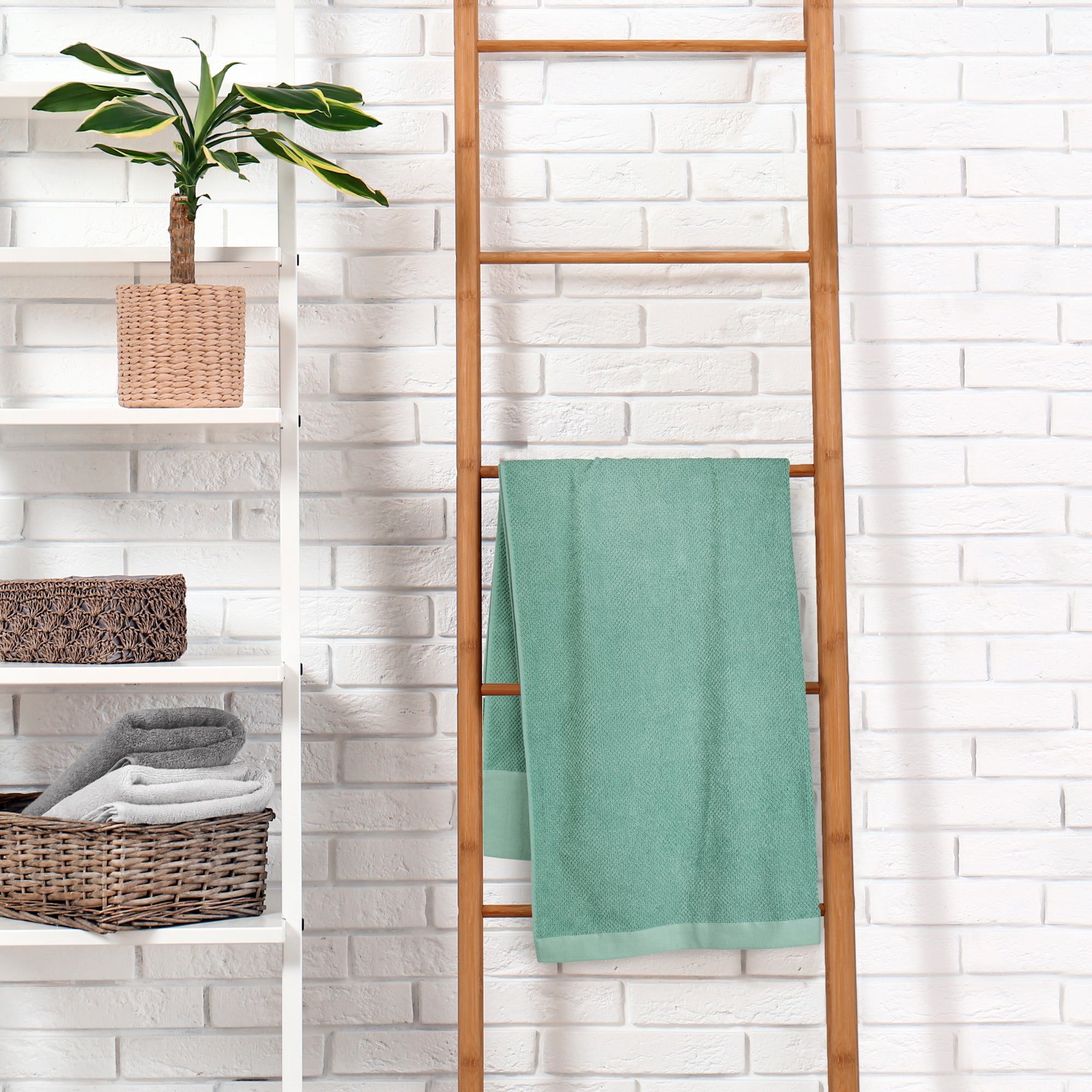 #colore_verde smeraldo