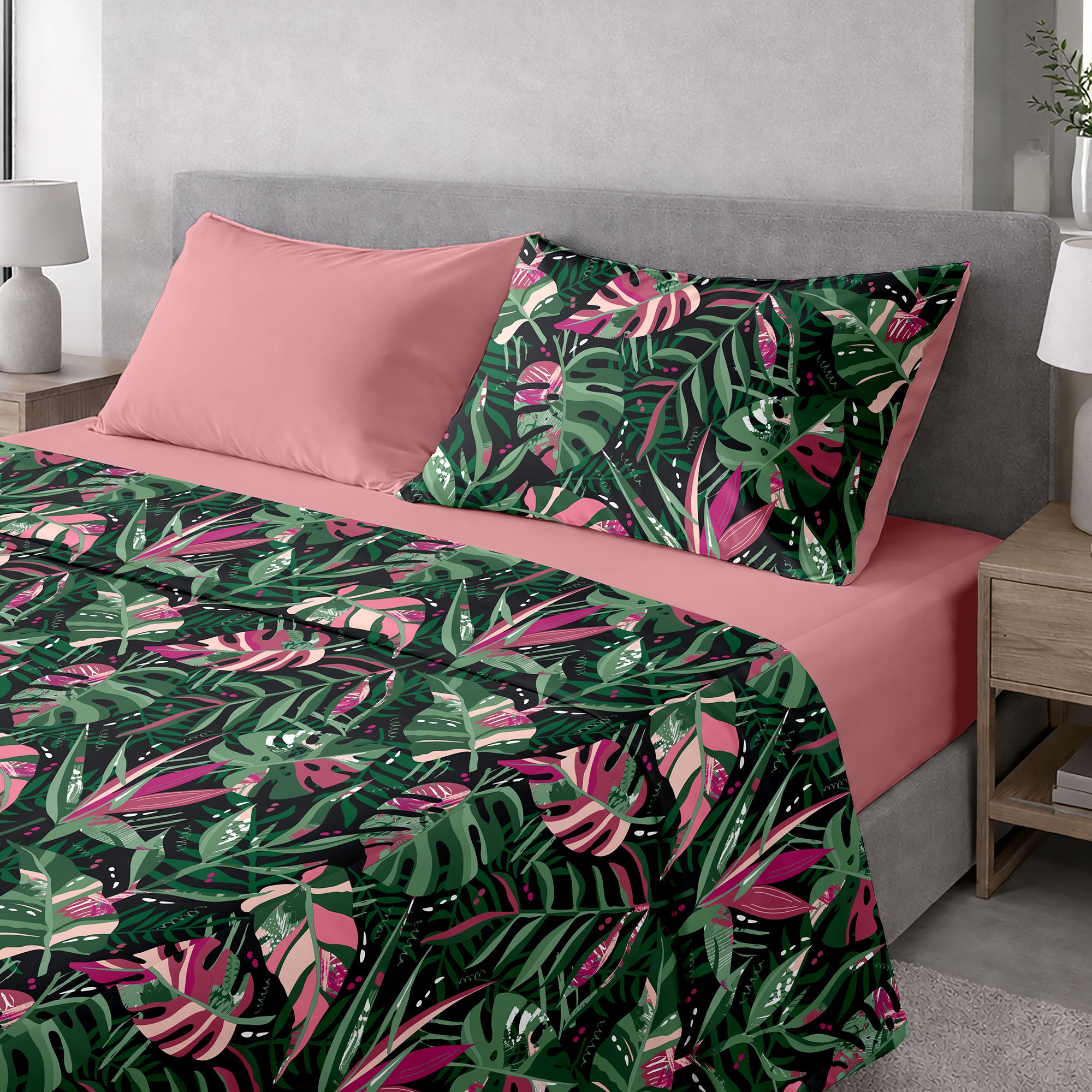 #color_Floreale Nero e Rosa
#taglia_Matrimoniale