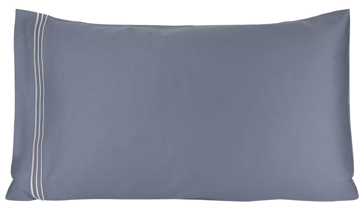 Federa Parah in Raso TC200 di Puro Cotone con Dettaglio a Volano Colorazione Blu - Immagine 1