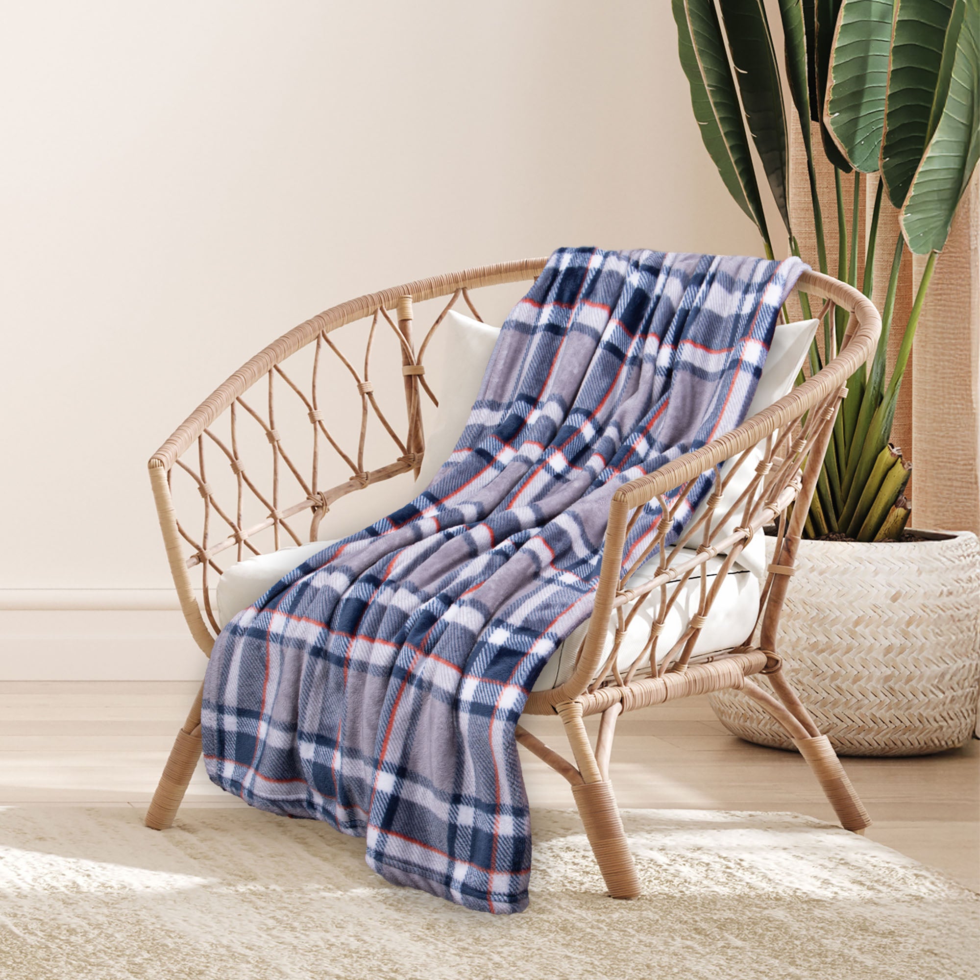 Morbidissimo Plaid in Morbida Microfibra by Sono a Casa